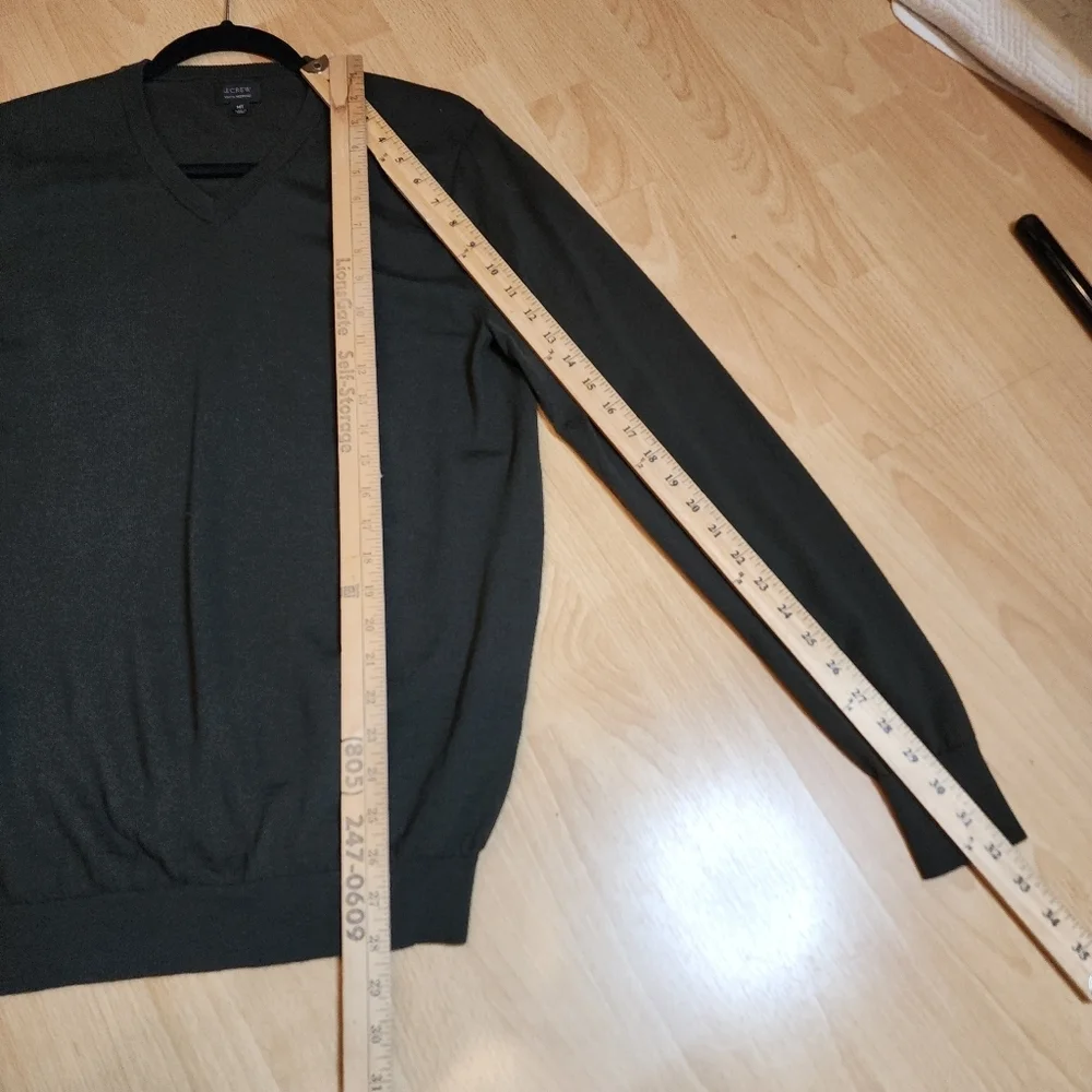 Size MT J. Crew Merino Wool Green Sweater V-neck Men's Size Medium‎ Tall